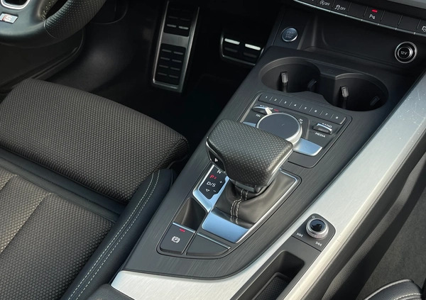 Audi A4 cena 85900 przebieg: 157460, rok produkcji 2017 z Wrocław małe 781